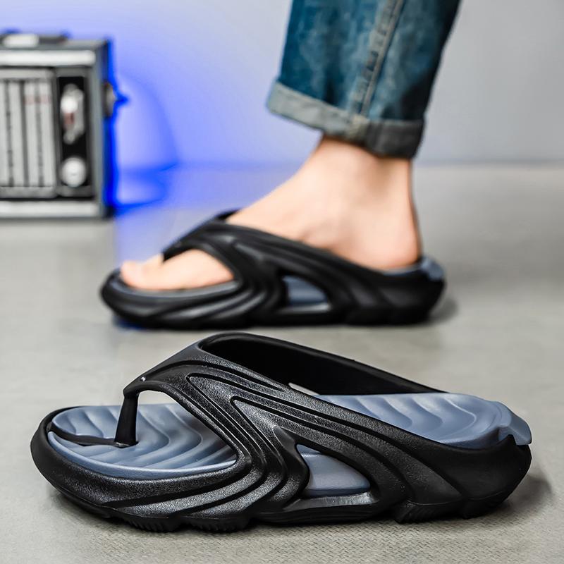 Spot Delivery Couple Outdoor Clogs Shoes EVA Lightweight Sandals Beach Shoes Flip Flops Leather Sweat Shoes 36-45